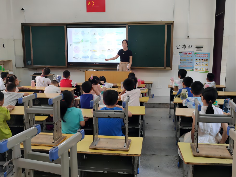 【青春建功，實(shí)踐鑄魂】弘揚(yáng)傳統(tǒng)文化，品味國(guó)學(xué)魅力——中南大學(xué)湘雅公共衛(wèi)生學(xué)院教育關(guān)愛(ài)暑期社會(huì)實(shí)踐持續(xù)推進(jìn)