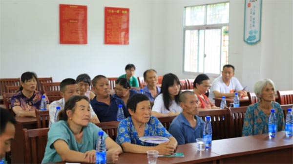 蛭神行遠(yuǎn)，民生情長——吉首大學(xué)“蛭惠民生”團(tuán)隊(duì)深入大山進(jìn)行調(diào)研