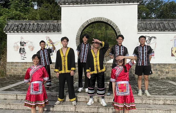 福州大學(xué)實(shí)踐隊(duì)走進(jìn)吳大元村，筑牢中華民族共同體意識(shí)