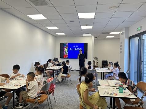 南京信息工程大學(xué)大學(xué)生融媒體中心“指尖技藝”小分隊