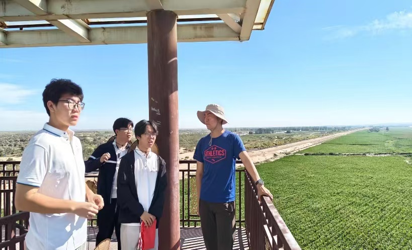 參觀曉生態(tài)變化 座談促校企交流丨長大學子赴內蒙社會實踐