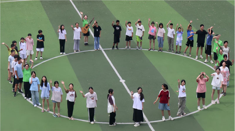 《法律宣講走進(jìn)溈濱中學(xué)，音樂(lè)治療點(diǎn)亮法治之光》