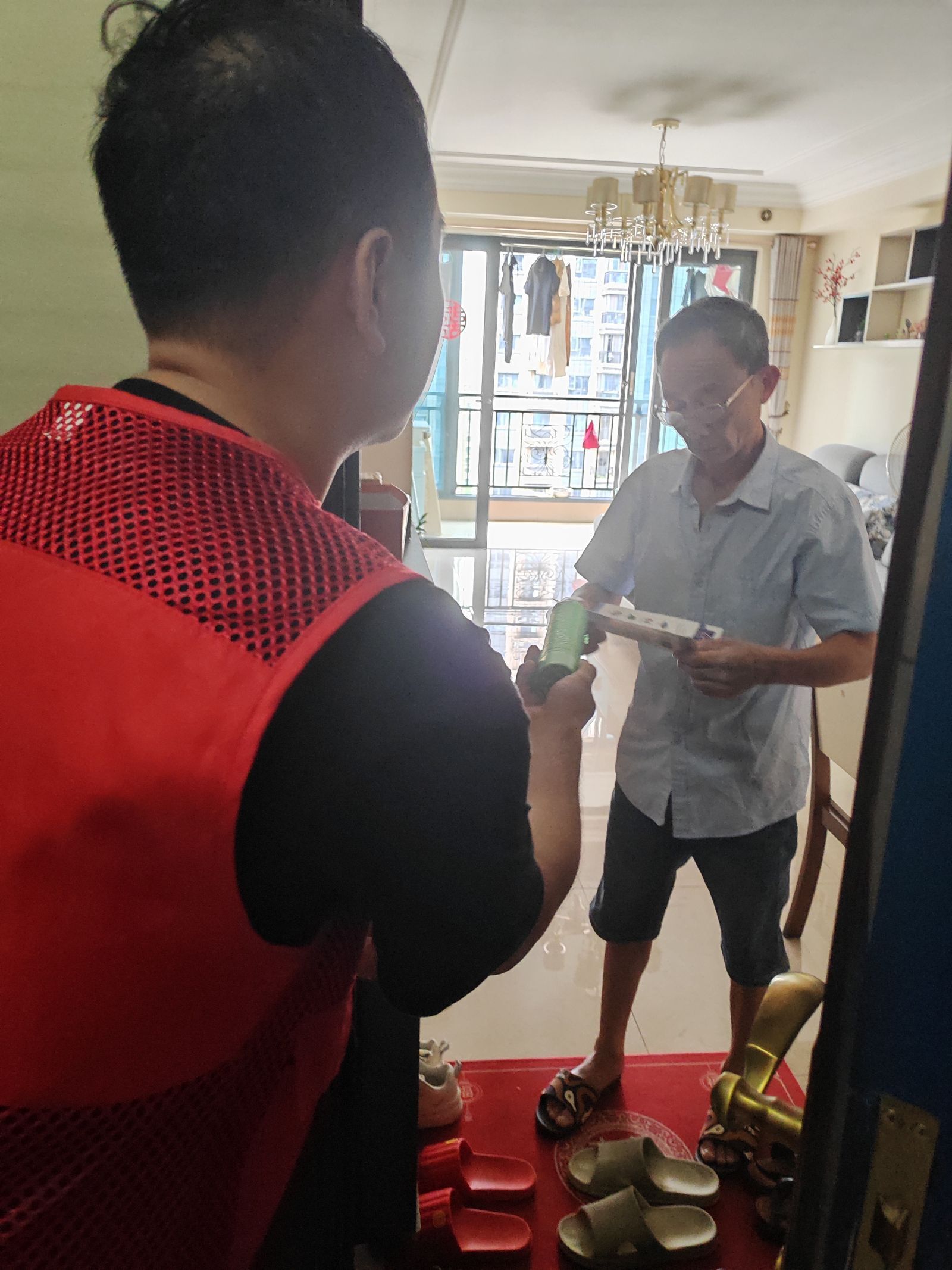 志愿服務(wù)暖人心，共創(chuàng)贛南社區(qū)發(fā)展新畫(huà)卷