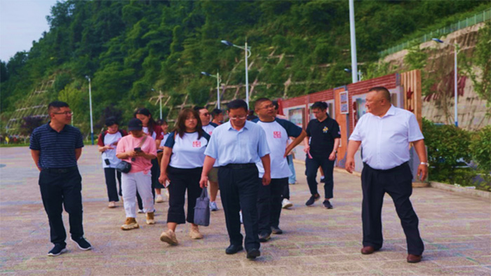 情系高原沃土，躬耕育人初心
