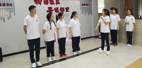  內(nèi)江師范學(xué)院三下鄉(xiāng)：廉潔揚(yáng)清風(fēng)，同心啟新程