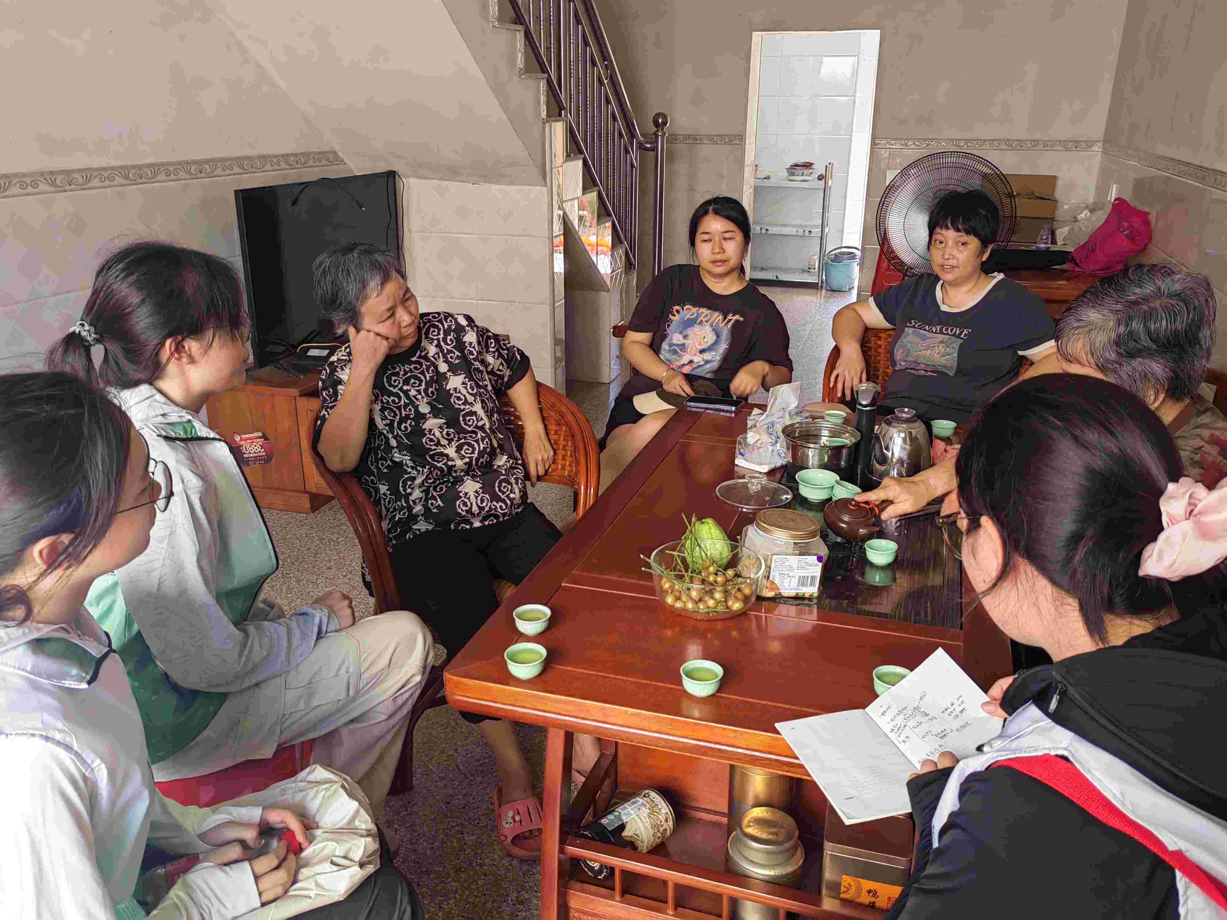廣師大學(xué)子三下鄉(xiāng)：國家資助伴你成長(zhǎng)，助學(xué)貸款助力成才
