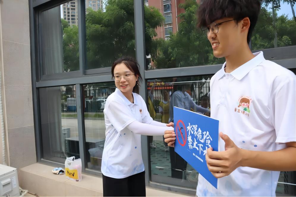 童言綠洲安全行，信毅社區(qū)稚趣盈
