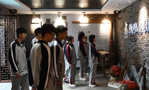 濟(jì)寧市第二中學(xué)社會(huì)實(shí)踐基地舉行掛牌儀式并開展大流店
