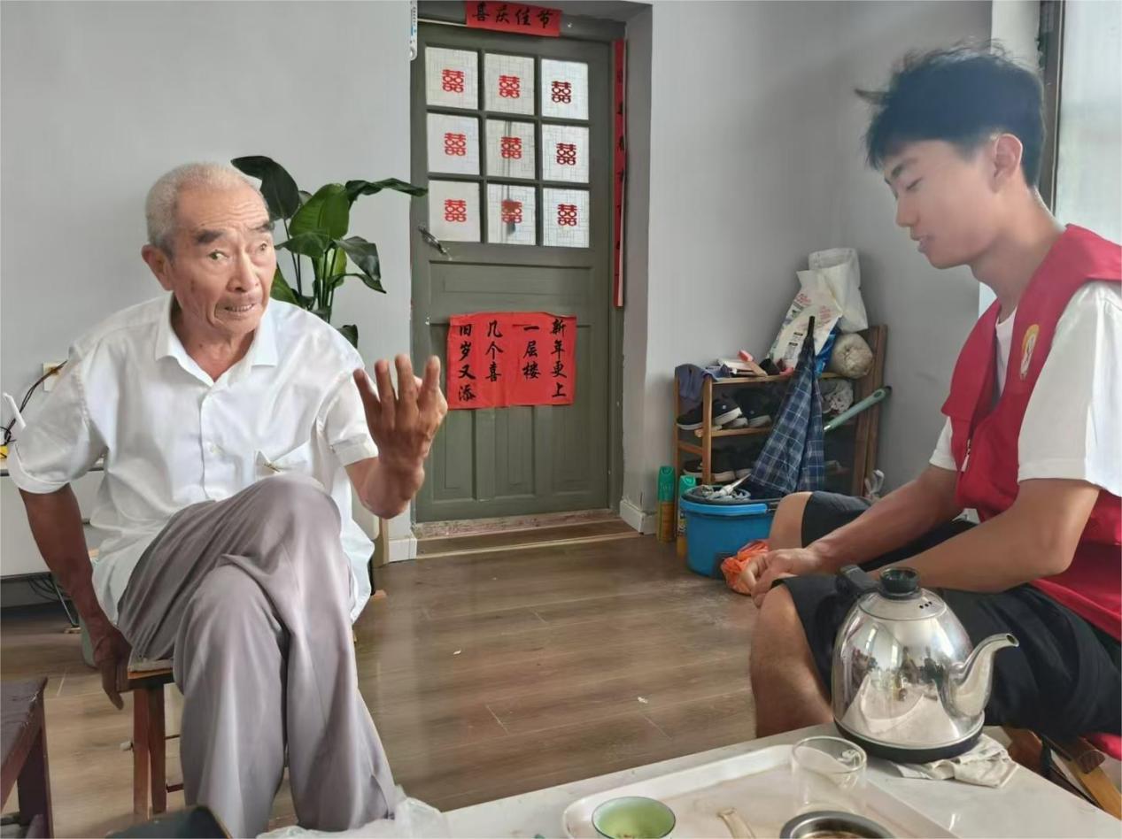 紅色基因永流傳，紅色精神潤(rùn)童心