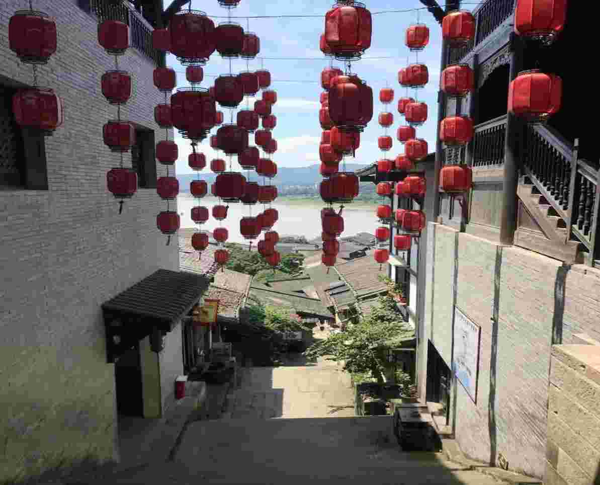 重人科學(xué)子三下鄉(xiāng)：古鎮(zhèn)傳鹽運(yùn)，啰調(diào)創(chuàng)新聲
