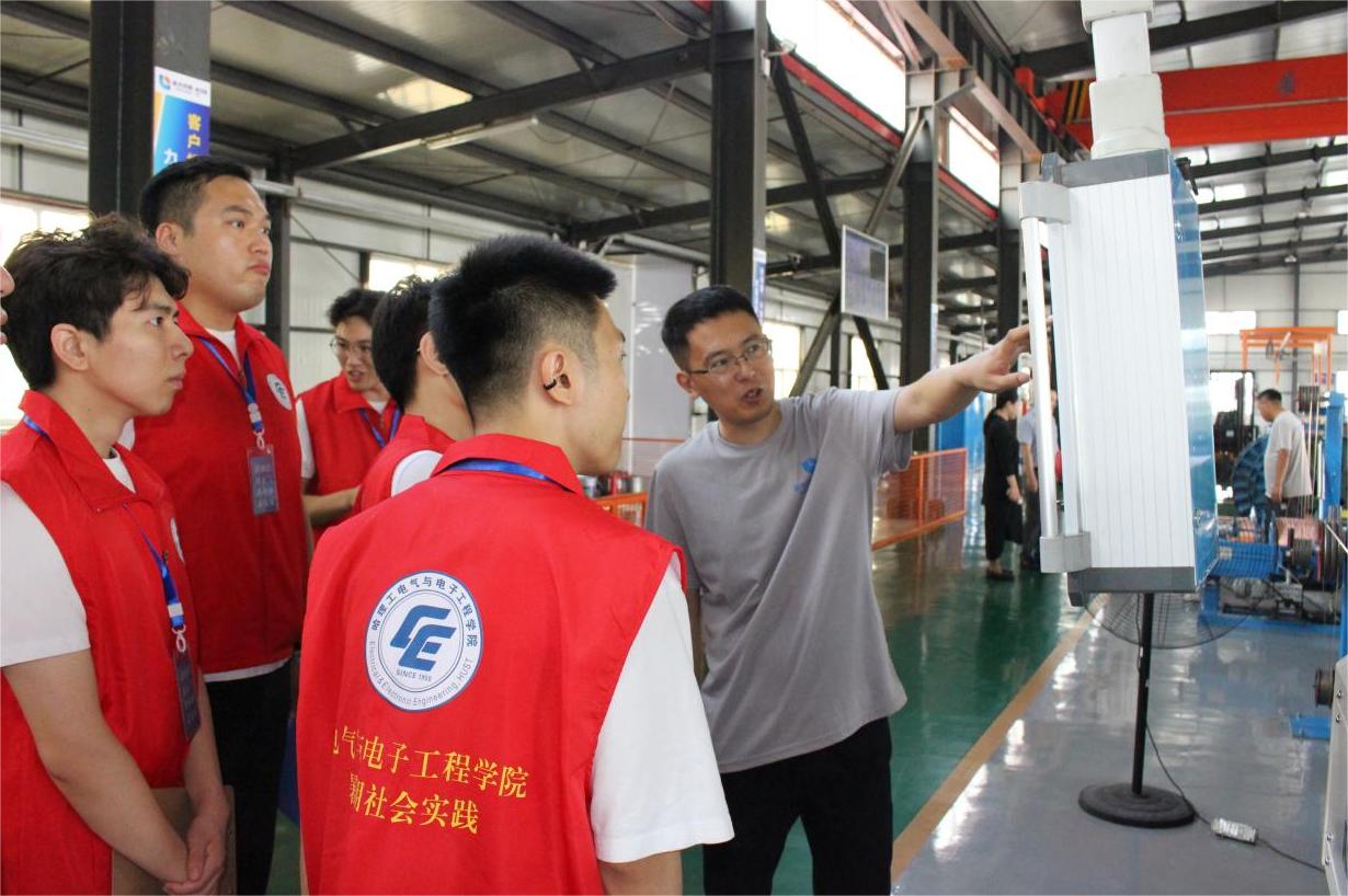 哈爾濱理工大學電氣學院“菁耘龍江”促留省就業(yè)實踐團赴哈爾濱交聯(lián)電力電纜制造有限公司展調(diào)研座談