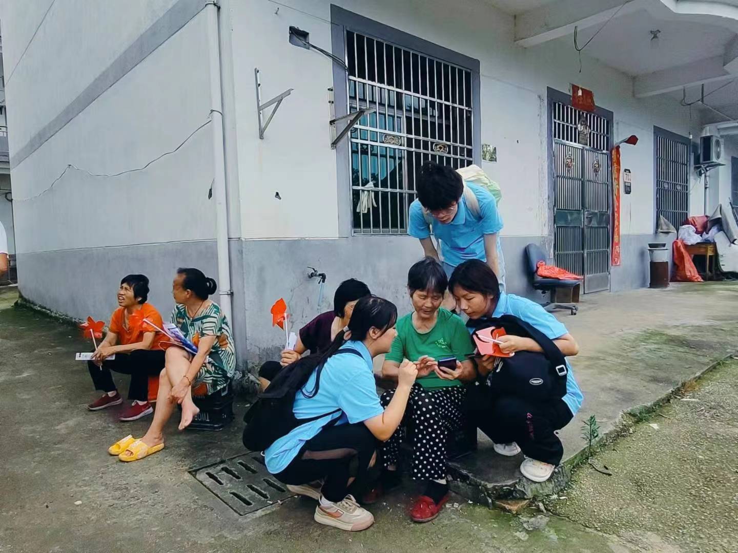 智聯(lián)時代，慧享安全  ；頤年課堂 ，反詐慧眼