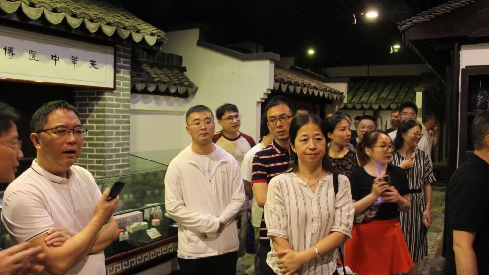 【薪火實踐團(tuán)成果薈萃】致知力行 踵事增華，南中醫(yī)薪火實踐團(tuán)探尋中醫(yī)藥發(fā)展和文化傳播