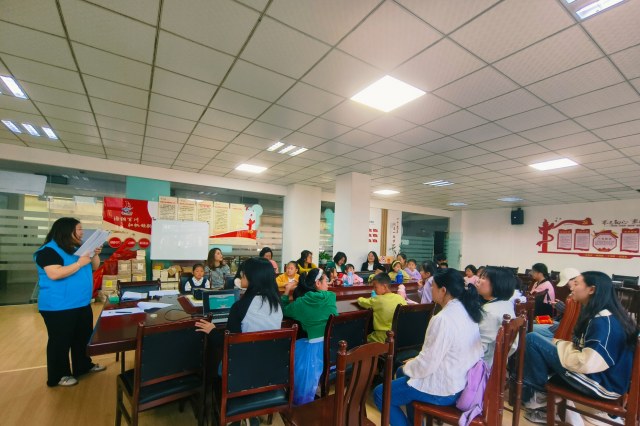 母愛如海，感恩行動——社區(qū)母親節(jié)公益活動