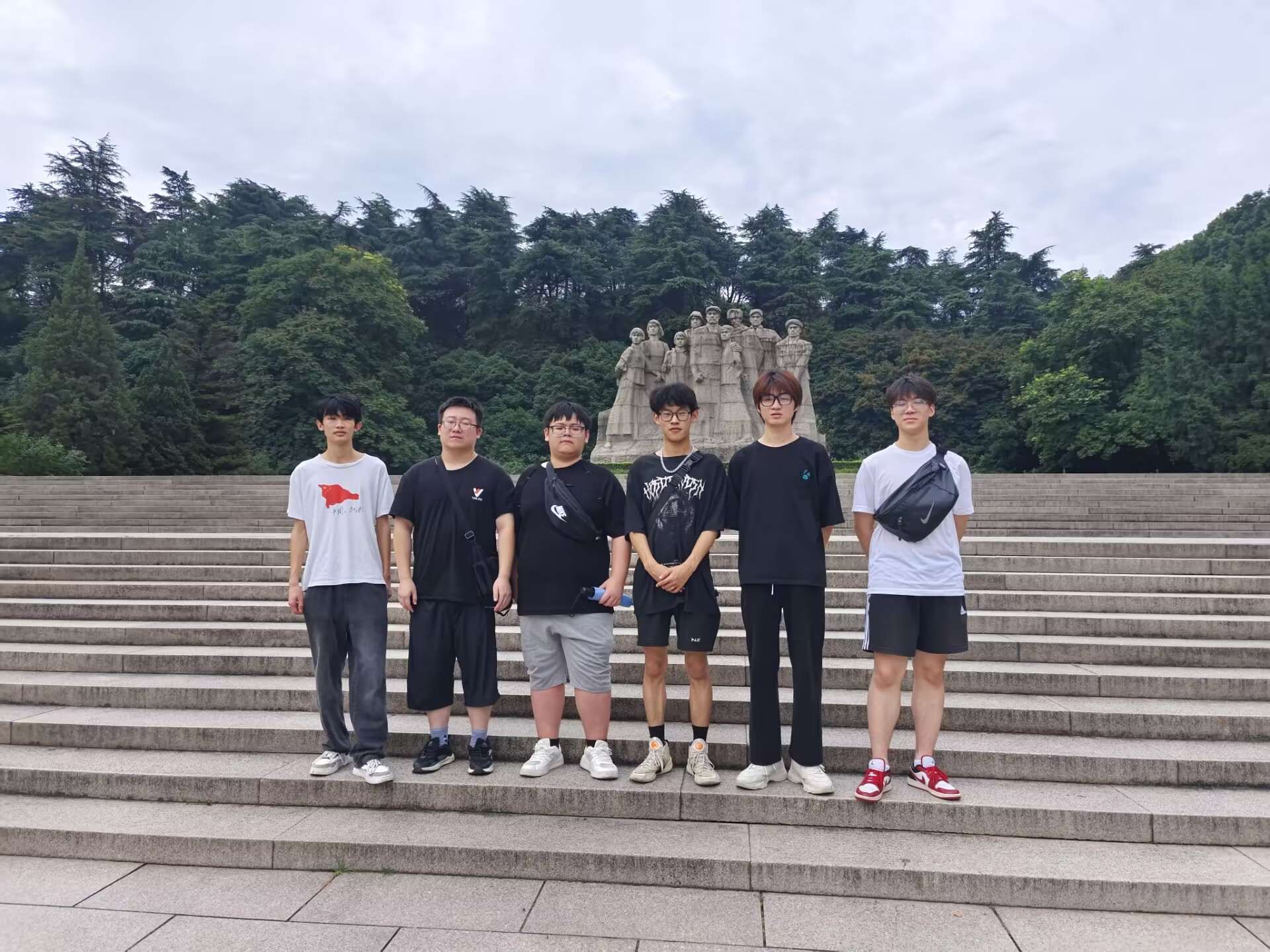 地信學(xué)子赴南京紅色紀念館開展“體悟紅色精神，傳承紅色基因”主題實踐項目