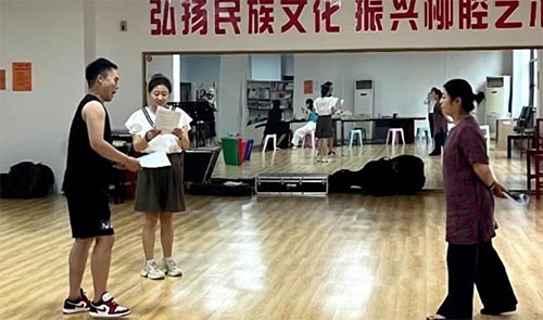 探尋傳統(tǒng)文化，感受柳腔魅力